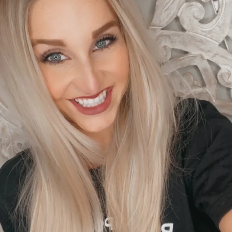 1QxfaA9vnEsHri6K8a6eiEeDcj8UqV9rk