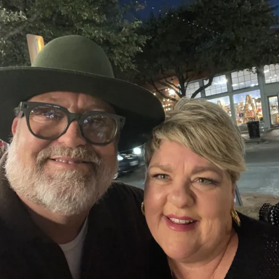 1U9jSMngcMuKLWoW5hfjYUOqmYqQ_wOr0